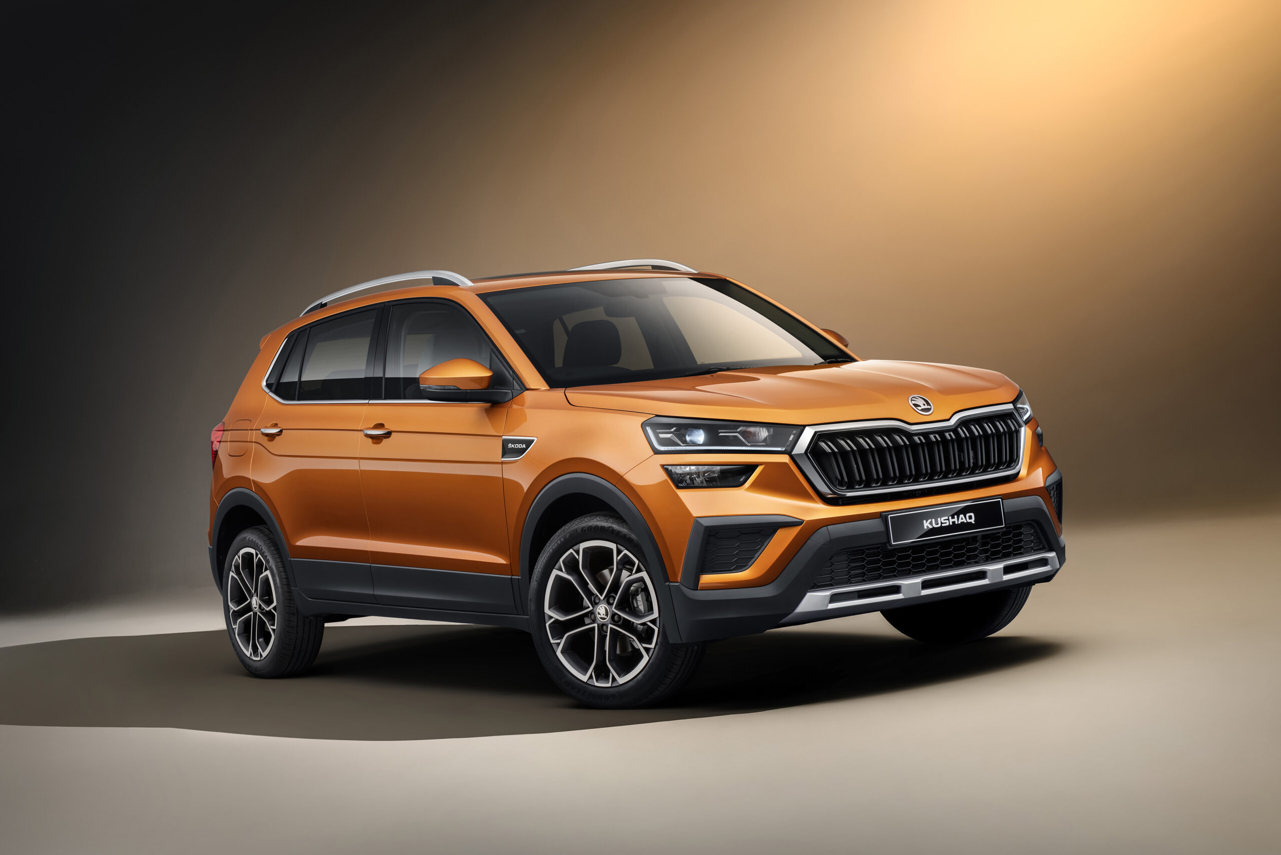 Shared Foundations, Key Differences

At the heart of both SUVs is the same 999cc, 3-cylinder turbo-petrol engine, producing 115hp and 178Nm of torque. Gearbox choices include a 6-speed manual and a 6-speed torque converter automatic.

The only mechanical difference lies in kerb weight. The Kylaq is about 29 kg lighter than the Kushaq across both manual and automatic trims. This gives the Kylaq slightly better power-to-weight and torque-to-weight ratios, translating into minor advantages in responsiveness and efficiency.