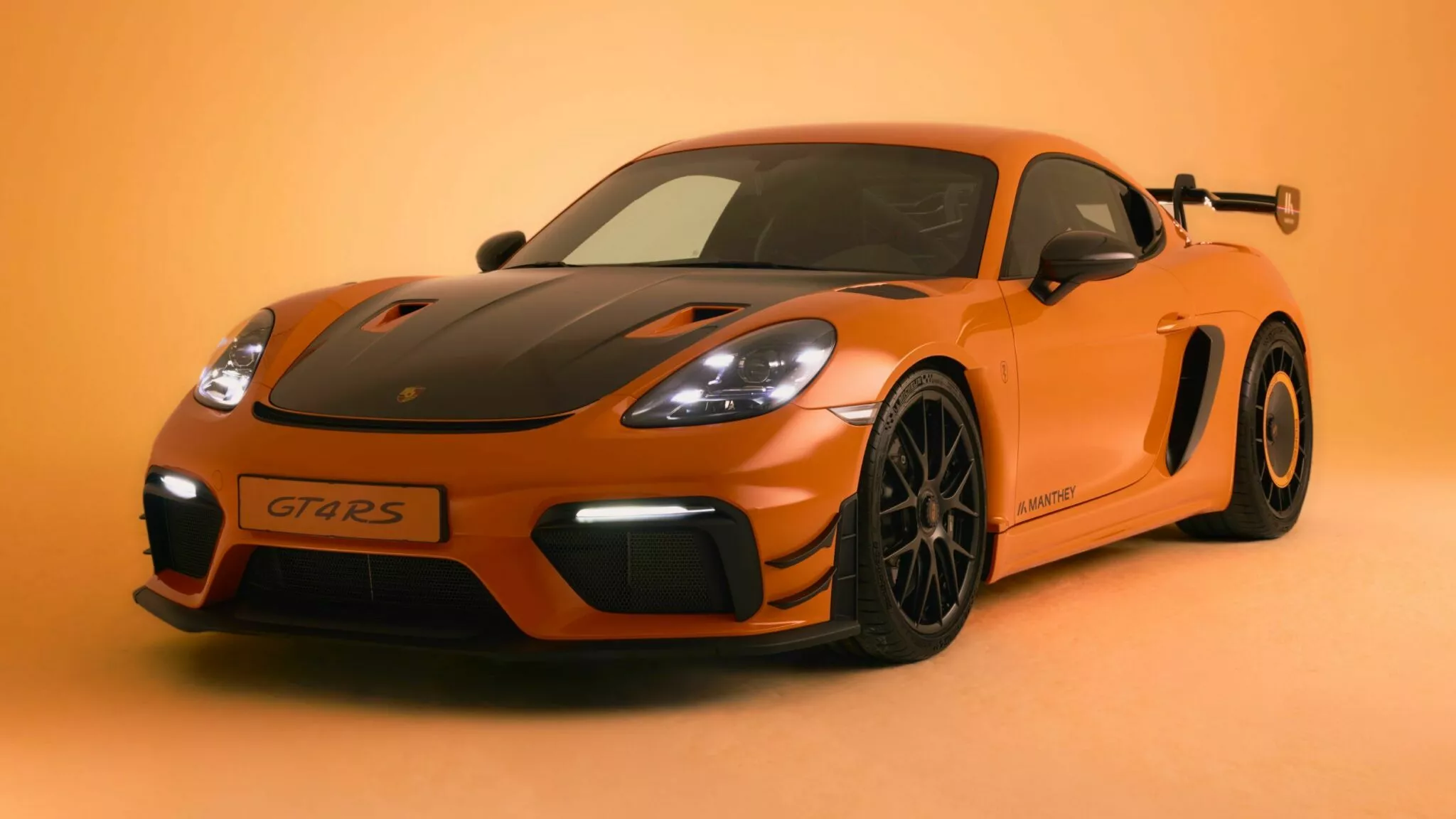Porsche Says Goodbye to the 718 Cayman with a One-Off GT4 RS Called 'The Tulip'